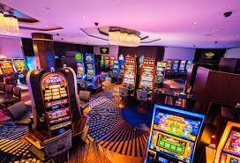 Antarmuka permainan blackjack live di idqq88 dengan dealer profesional